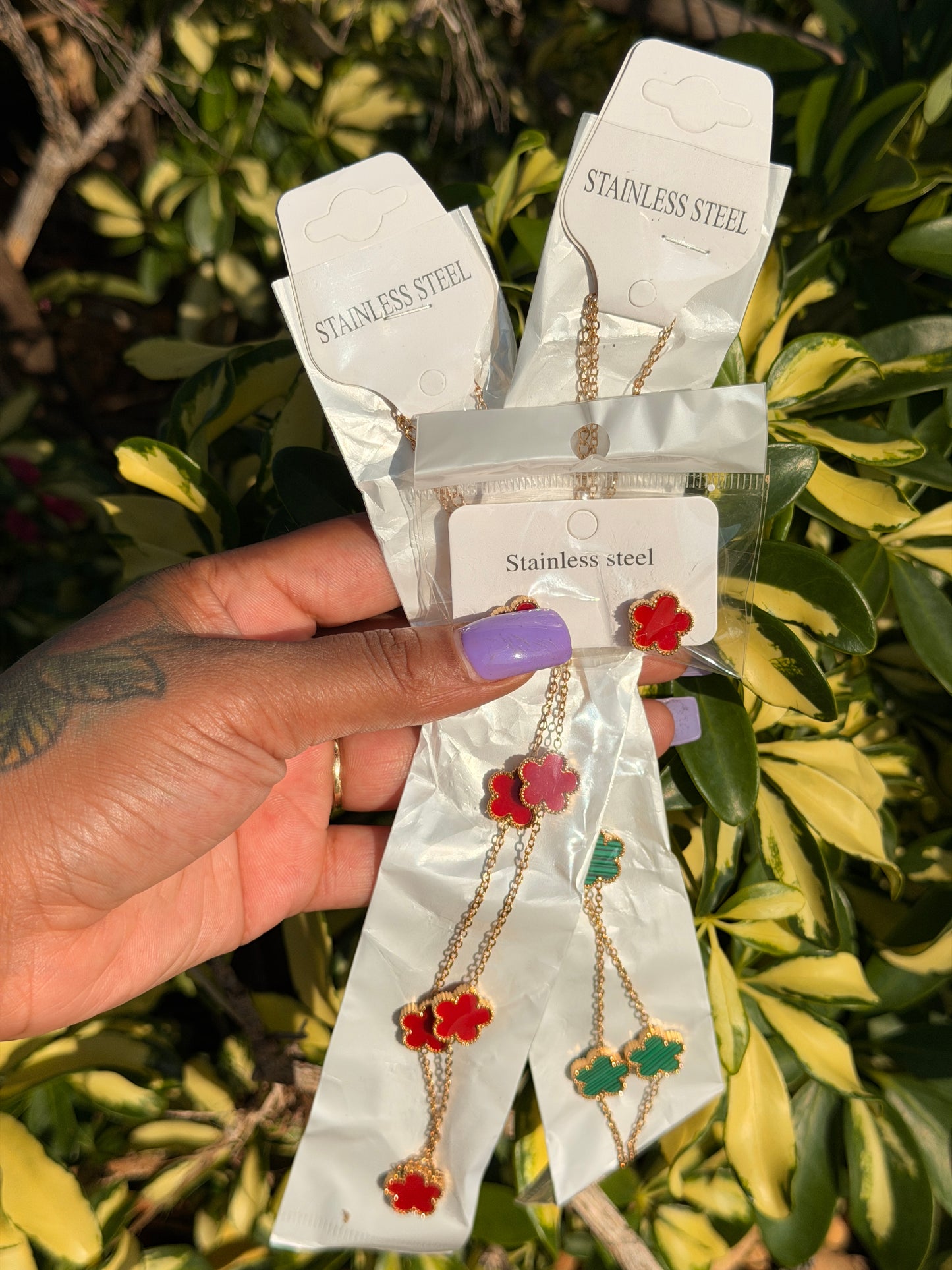 (2 )Bundle Clover Necklace Earring Set for Women 18k Gold Plated Stainless Steel Four Leaf Clover Jewelry Set