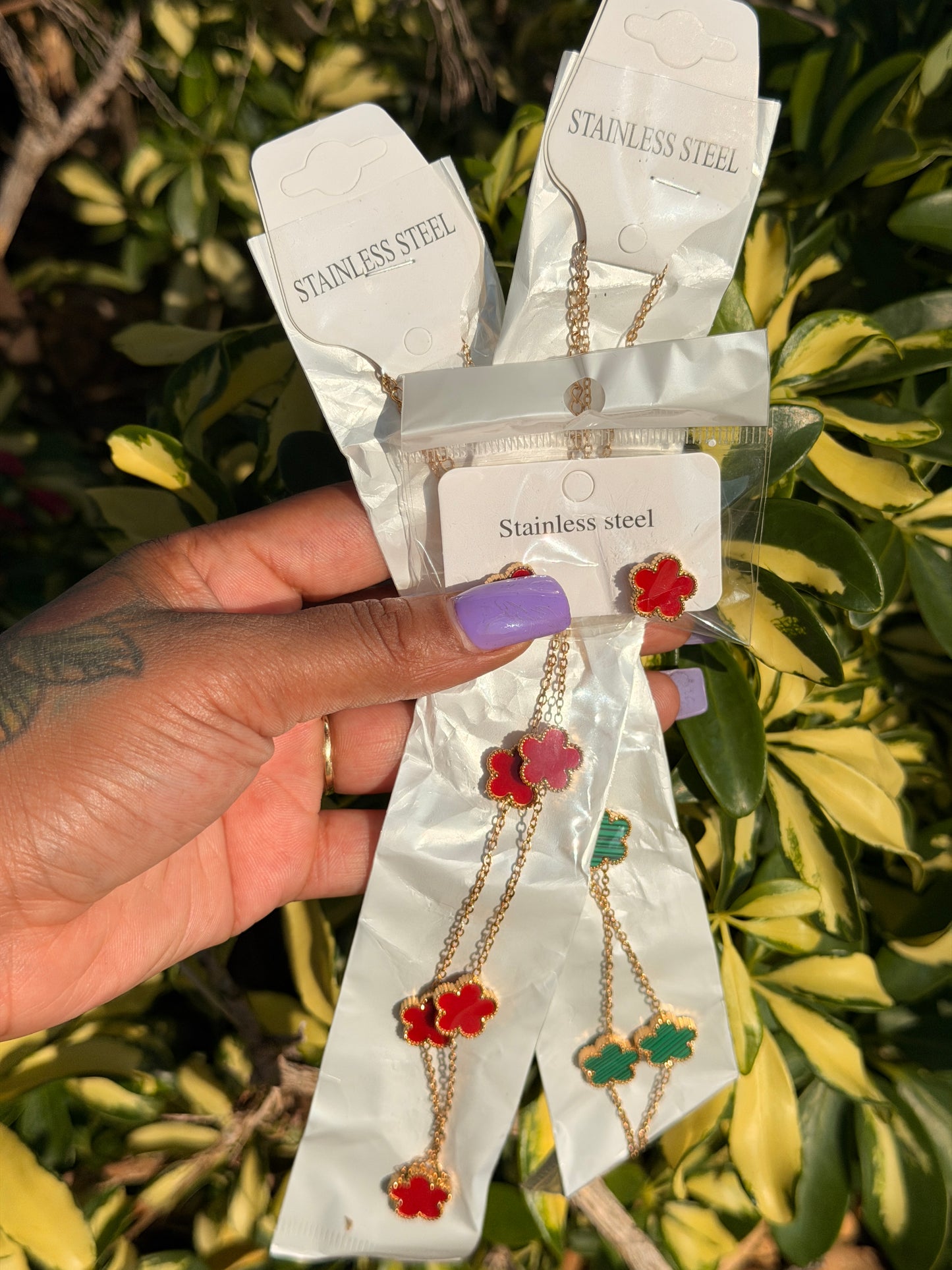 (2 )Bundle Clover Necklace Earring Set for Women 18k Gold Plated Stainless Steel Four Leaf Clover Jewelry Set